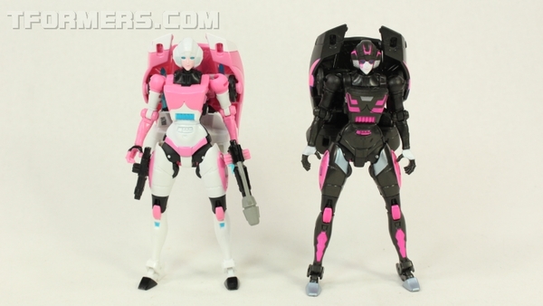 SDCC 2015   Transformers Combiner Hunters Video Review And Images  (49 of 58)